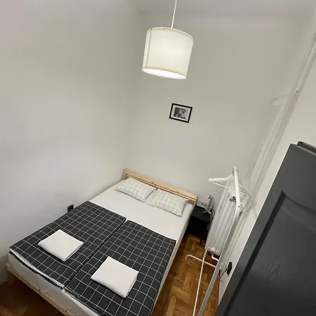 Friends Hostel & Apartments-2
